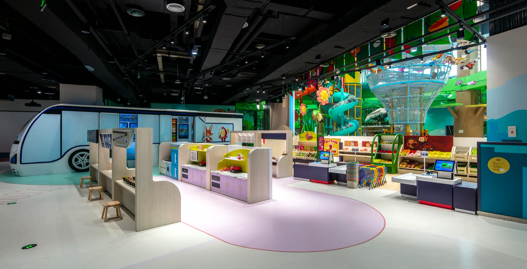 Kidzplorer Hongkong Land children's museum role-play and active learning space Kidzplorer Hongkong Land children's museum role-play and active learning space