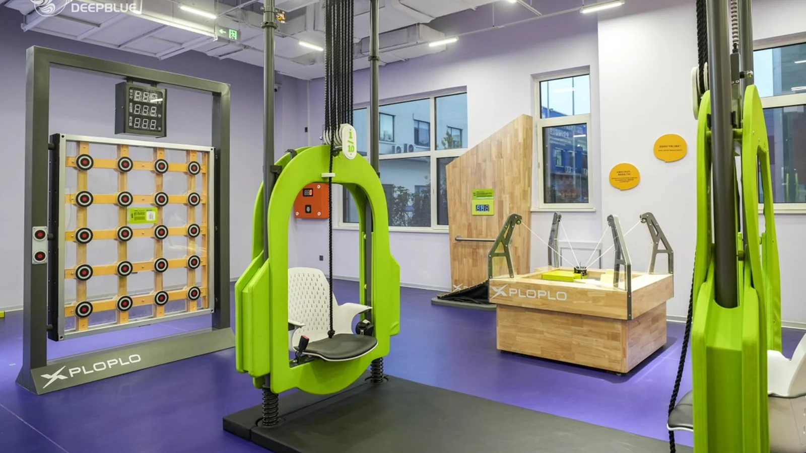 Mechanical & Electromechanical Exhibits in a modern children's museum or science center Mechanical & Electromechanical Exhibits in a modern children's museum or science center